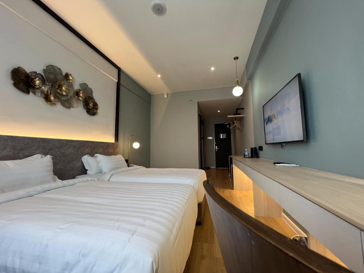 Fuhotel Bukit Mertajam Luaran gambar